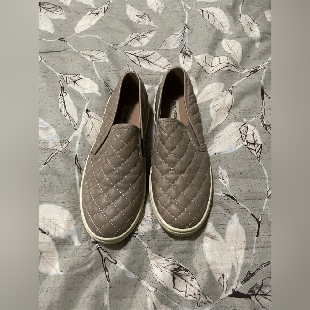 Steve Madden sneakers